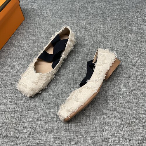 叉绑带芭蕾鞋搭裙子单鞋子