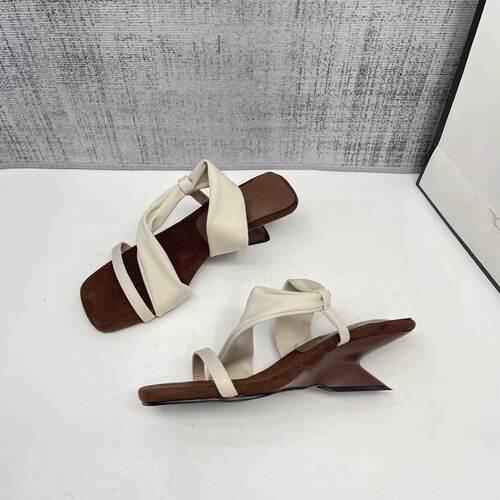 女夏复古异形跟弹力布凉拖