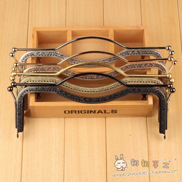 拼布布艺DIY配件/27cm嘴唇形拎双珠压花口金 166g送图纸