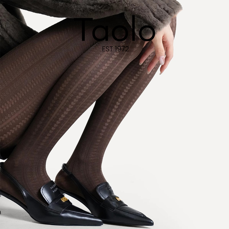 棕色穿搭丝袜复古时髦显瘦天鹅绒