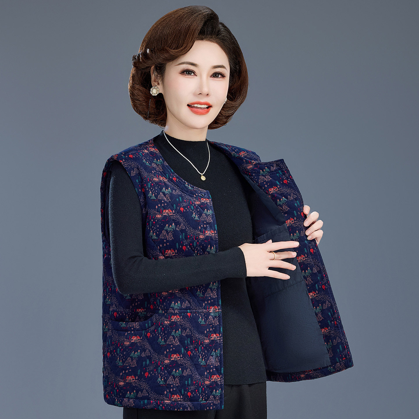 中老年人女装妈妈秋冬灯芯绒马甲上衣老太太纯棉背心夹棉外套坎肩