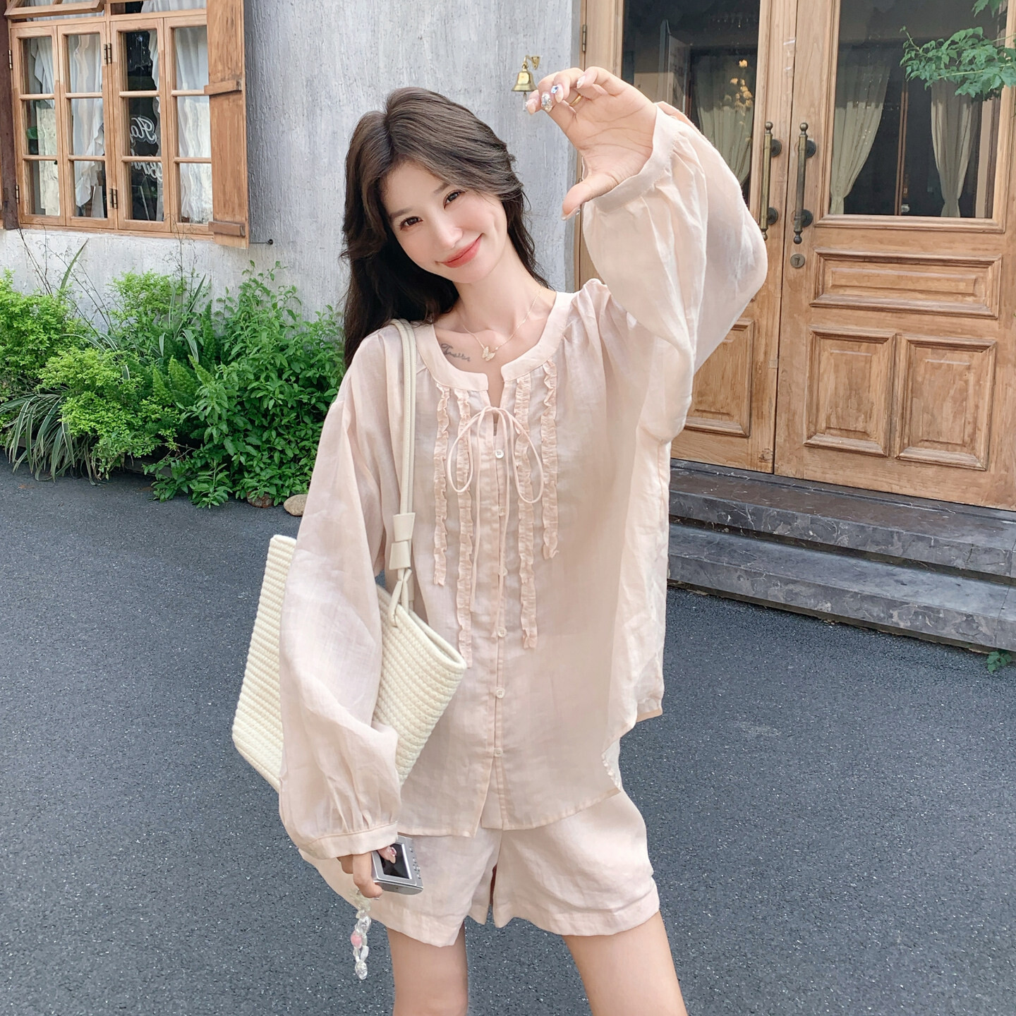 小个子韩系温柔风系带木耳边防晒衬衣女夏透气棉麻阔腿短裤两件套