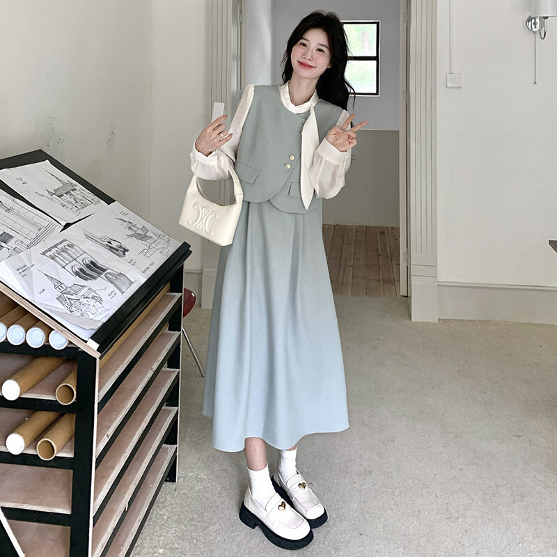 度假设计感新款上市优雅纯欲优质女士包臀精品风拼接假两件连衣裙