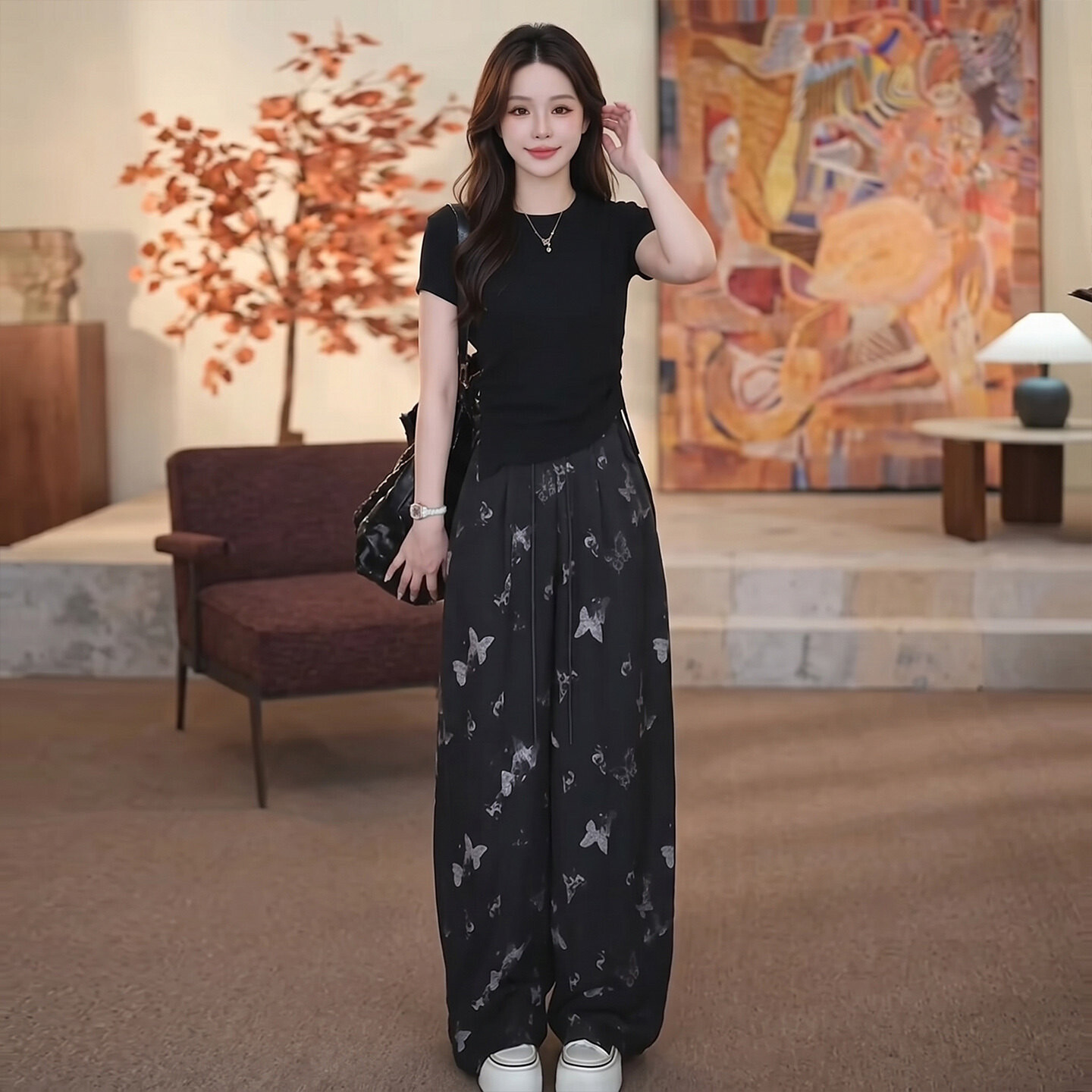 女优质夏季新款网红时尚休闲套装黑色圆领短袖上衣印花长裤两件套