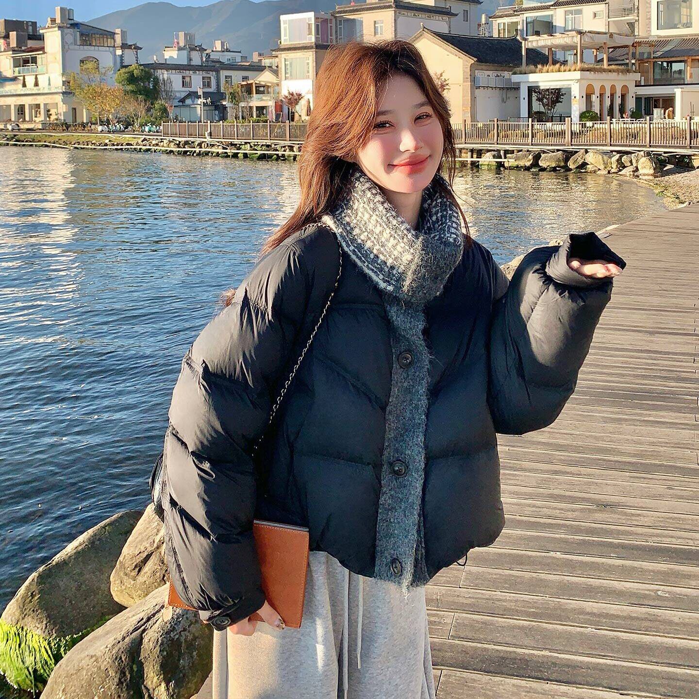 复古新款上市休闲风翻领优质好看气质爆款羽绒服短外套毛线领绒