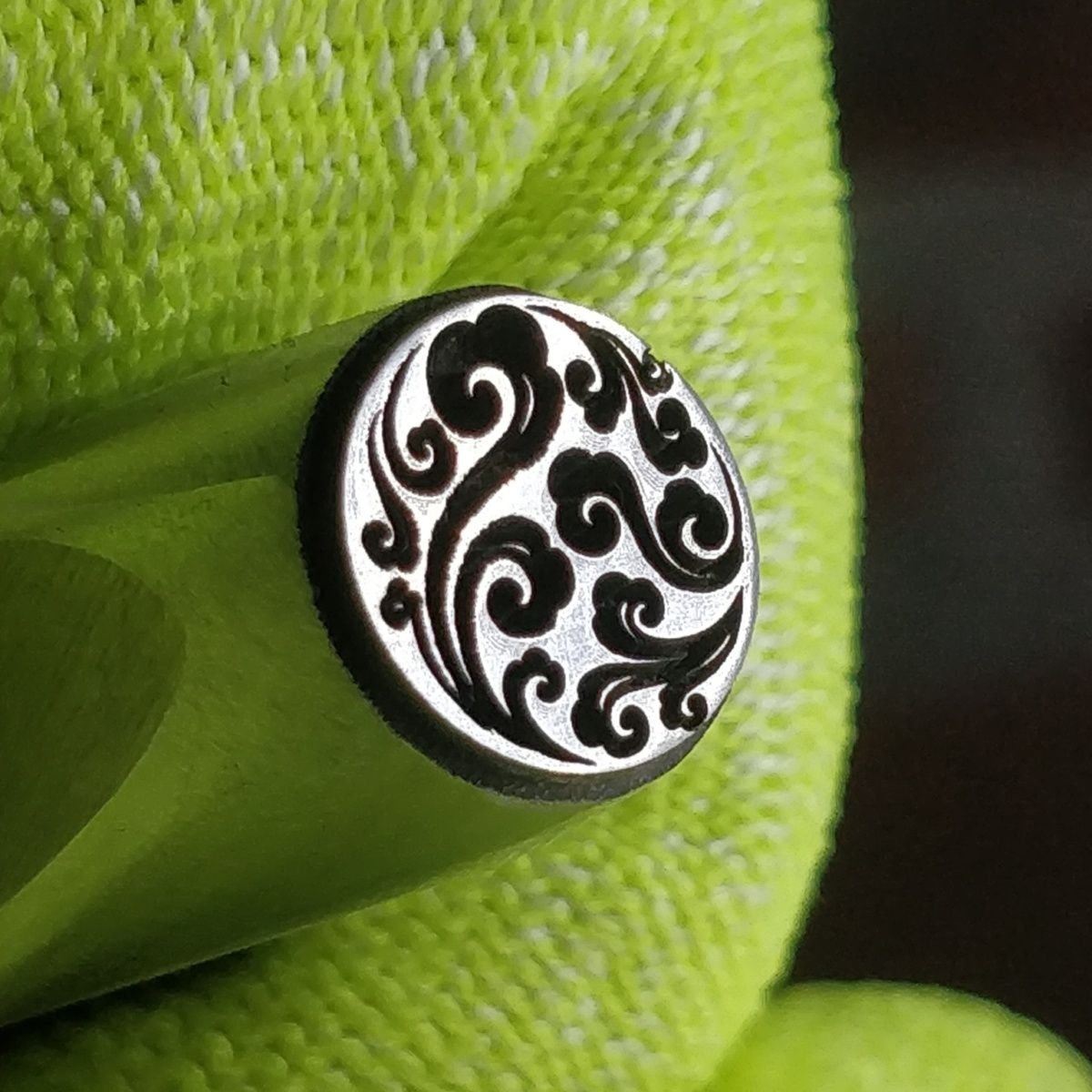 团簇云纹圆形錾子钢印錾刻雕刻刀打金银吉言手镯专用模具钢火足硬