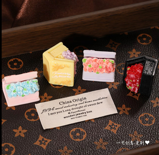 定制玫瑰花书本仿真食玩微缩树脂配件材料摆件奶油胶