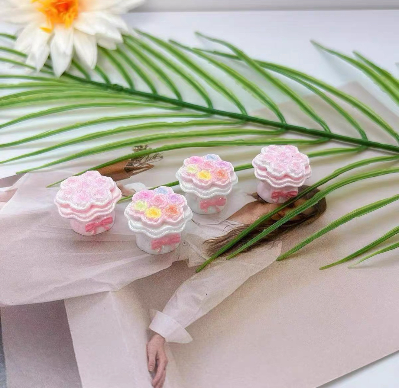 玫瑰花束仿真食玩微缩树脂配件奶油胶材料摆件装饰手工场景