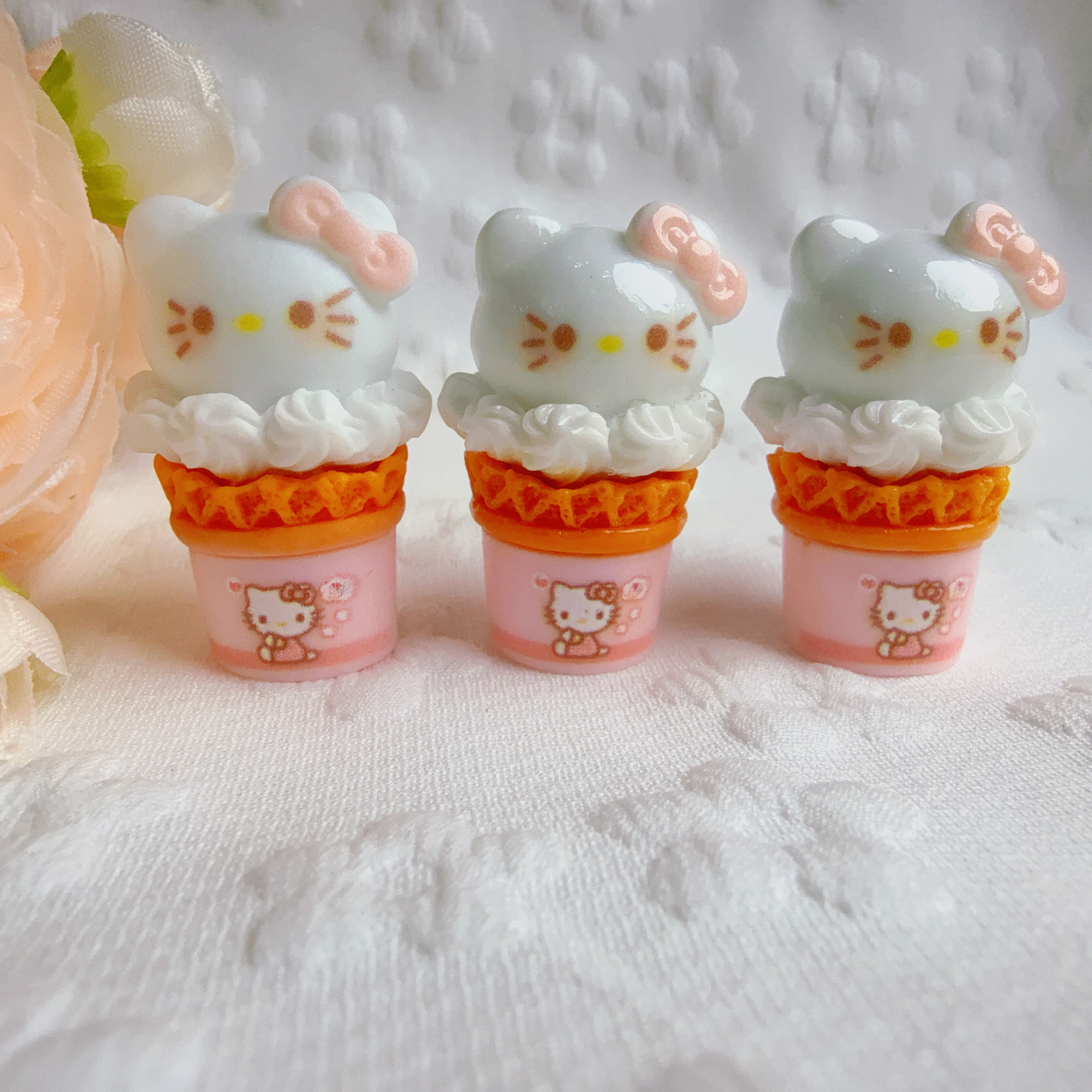 开芯定制卡通微缩食玩kitty甜筒树脂配件娃屋摆件diy手工饰品材料