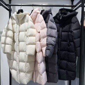 特价MOUSSY25冬长款连帽羽绒服