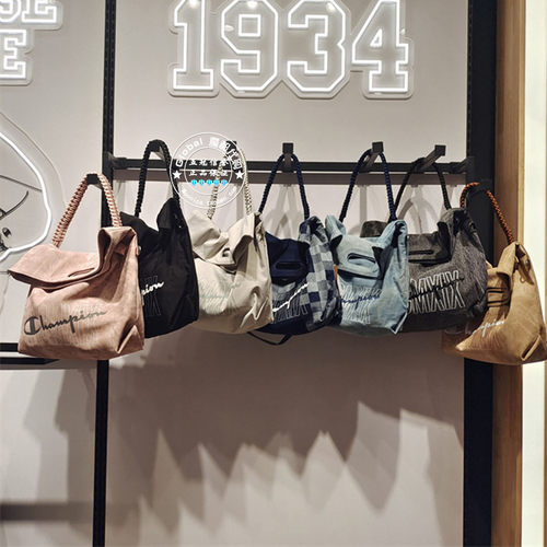 CHAMPION百搭休闲斜挎单肩包