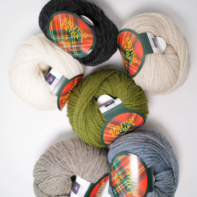 芭贝British Eroika艾罗依卡日本进口Puppy粗羊毛冬季围巾手编50g