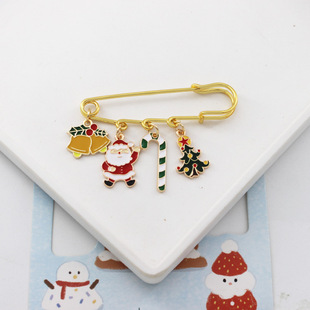 圣诞节跨境胸针糖果可爱麋鹿袜子雪人雪花拐杖糖别针大衣包包徽章