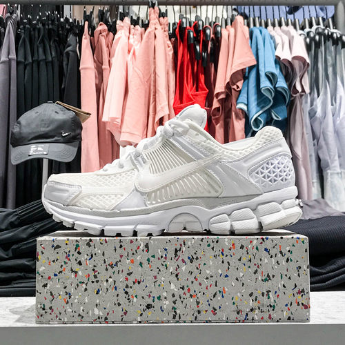 Nike耐克女子2025秋季新款Zoom Vomero 5 SE运动休闲鞋IB4397-100