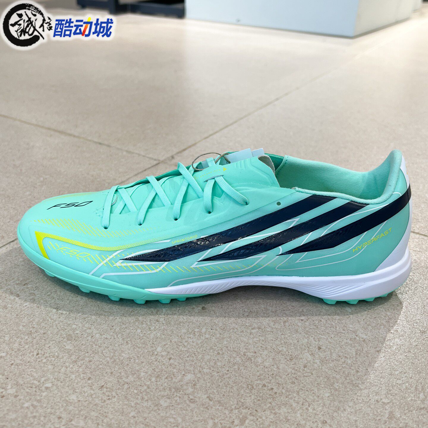 Adidas阿迪达斯男女2026新款人造草地/室外硬地碎钉足球鞋 KJ3435