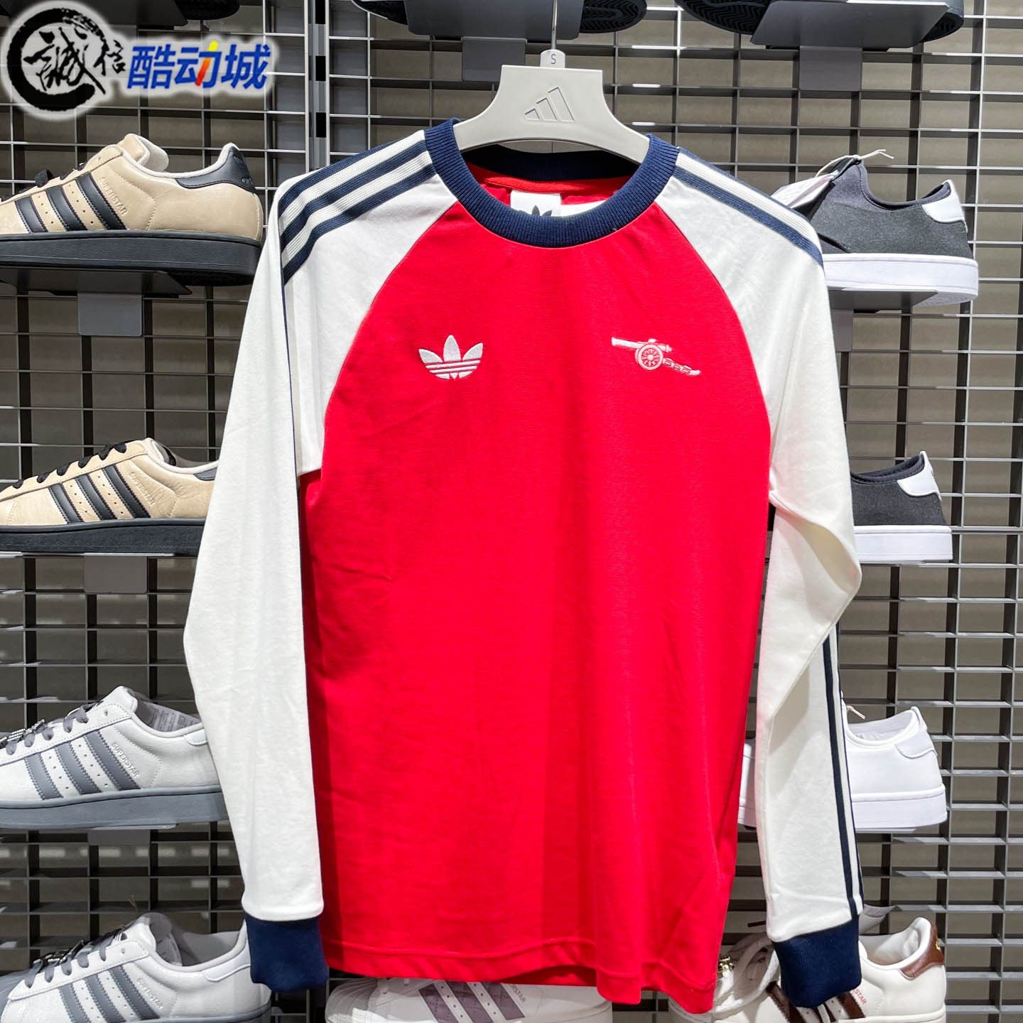 阿迪达斯三叶草男子2026春季运动休闲复古修身长袖圆领T恤 KB1824,运动服/休闲服装,运动T恤,淘宝优惠券,粉丝福利购,淘宝优惠卷