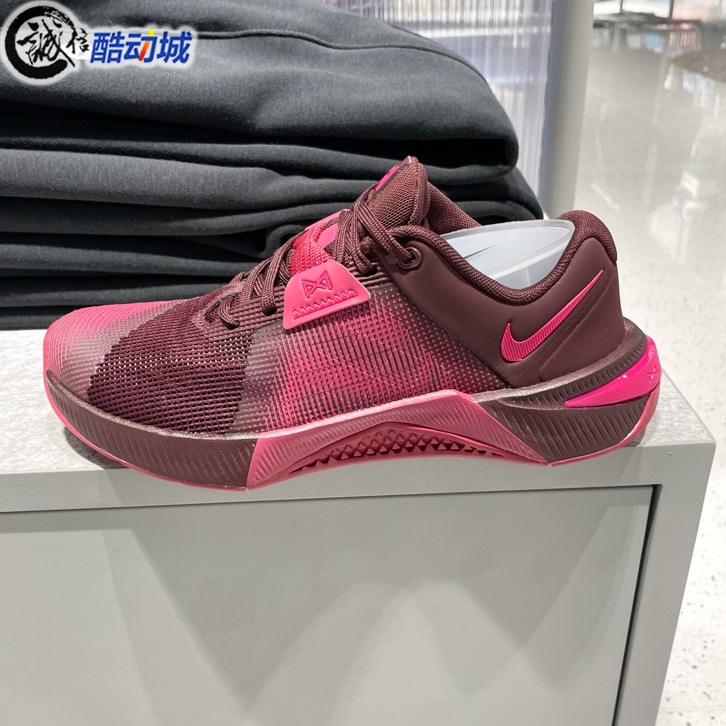 Nike耐克2025冬女子Metcon 10 回弹缓震防滑耐磨训练鞋HQ2620-603