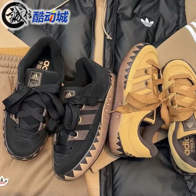 阿迪达斯三叶草耐磨透气滑板鞋