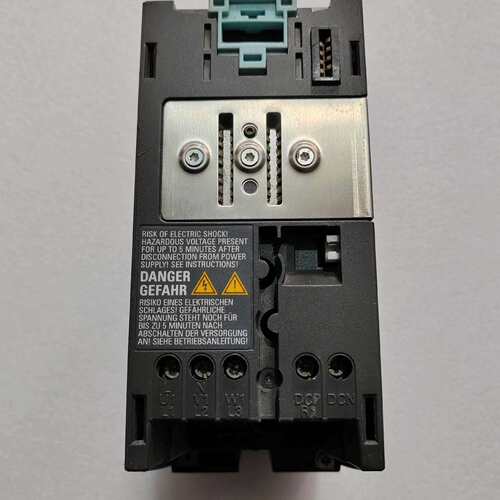 {议价}99新 变频器PM240 6SL3224-0BE21-