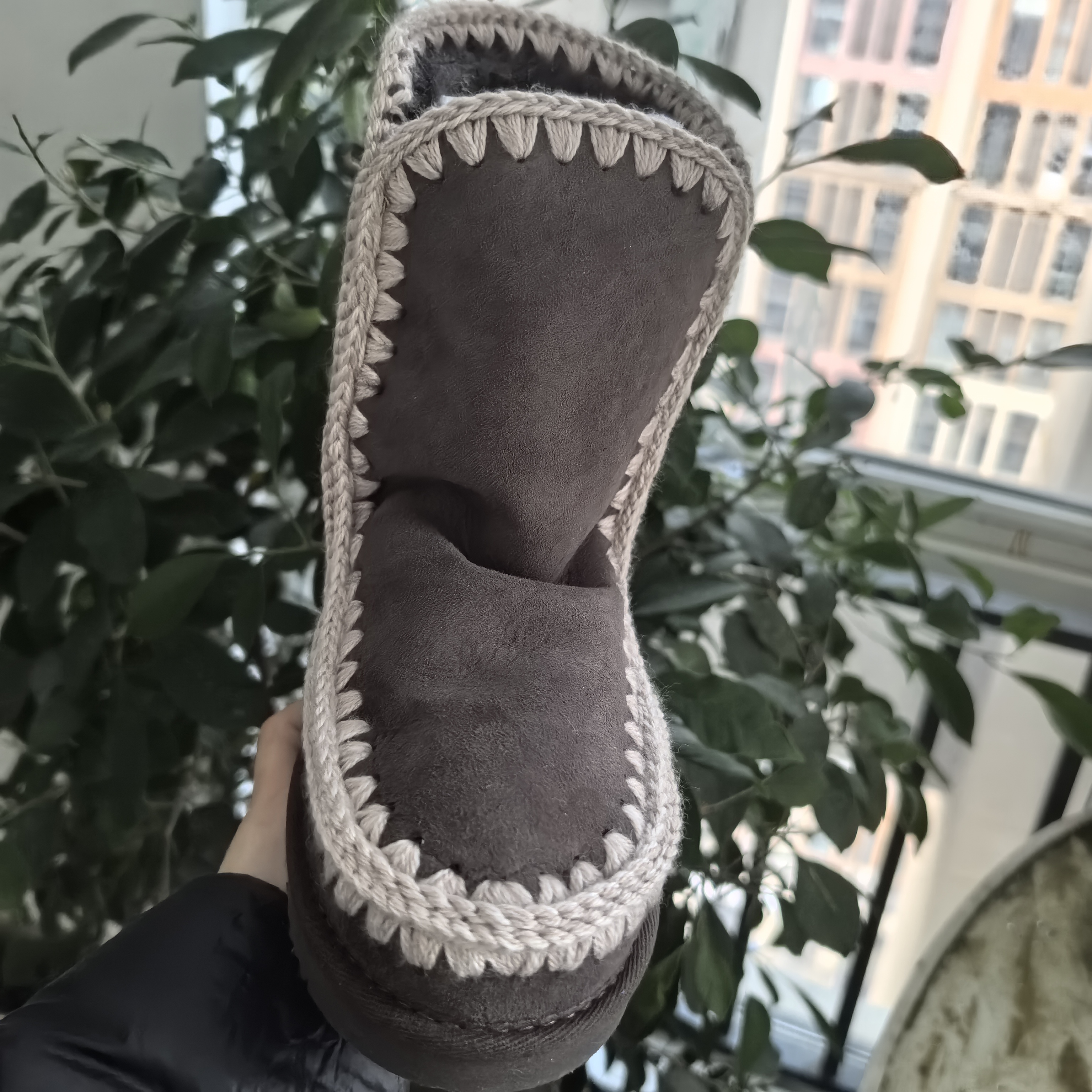 M经典雪地靴摩卡冬季皮毛一体平底中筒女外贸女靴