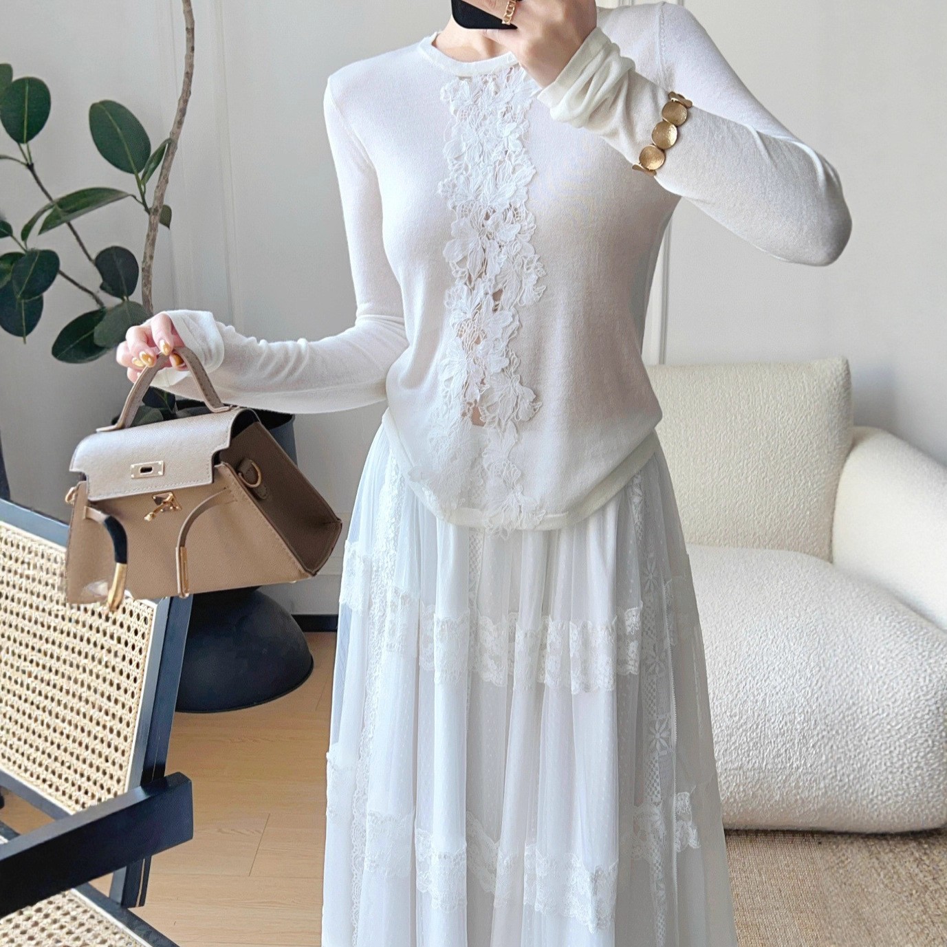 南油高端法式蕾丝拼接长袖针织衫