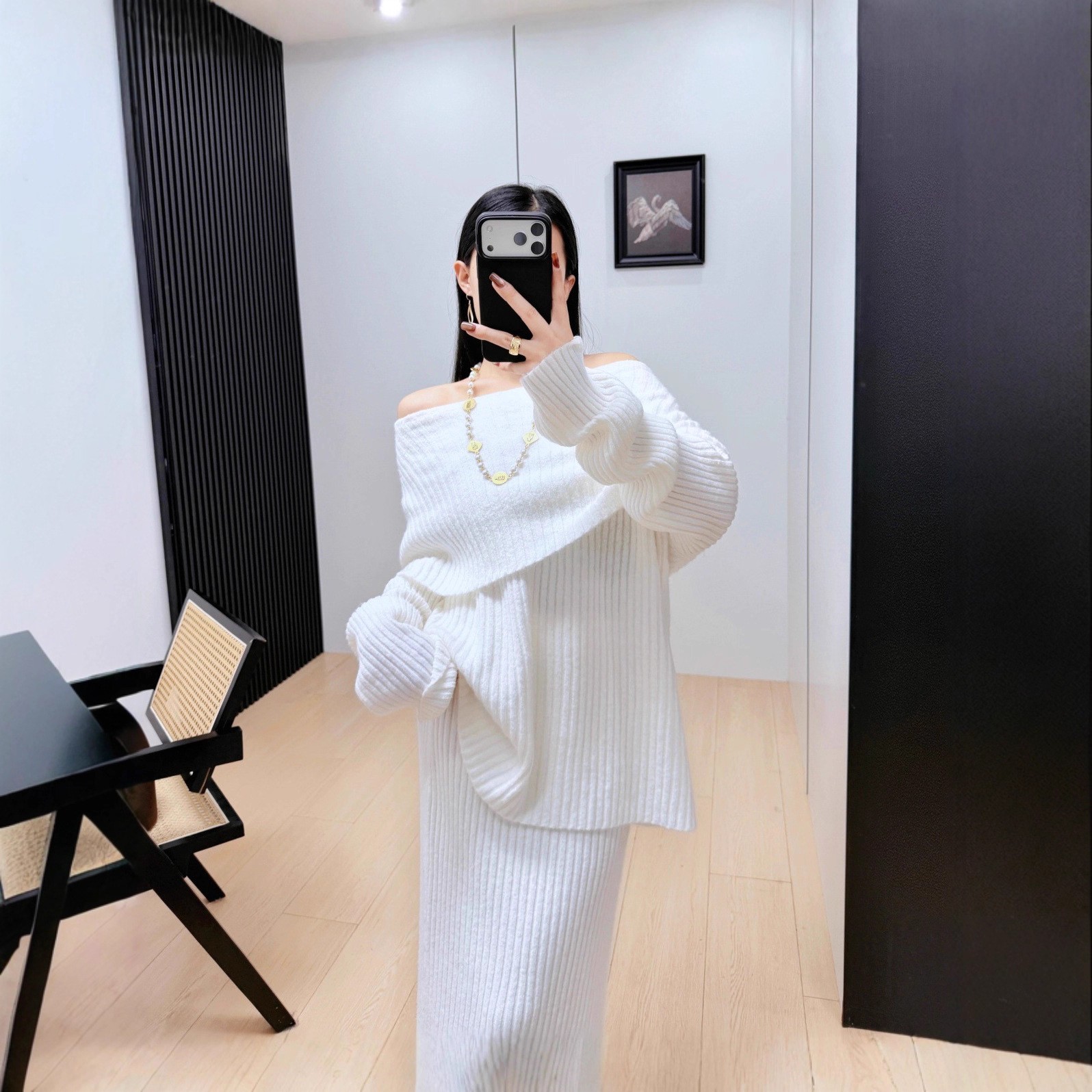 南油高端女装秋冬新款露肩针织