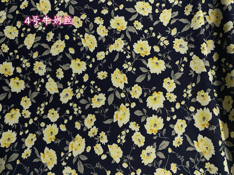 黑底小黄花牛奶丝弹力面料连体裤连衣裙旗袍舞蹈裙服装布料瓜
