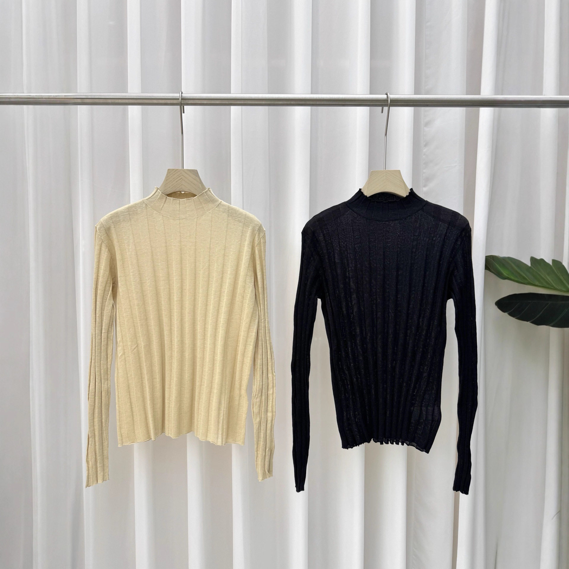 【不退不换】孤品福利 亚麻桑蚕丝半高领宽竖条打底衫,女装/女士精品,毛针织衫,淘宝优惠券,粉丝福利购,淘宝优惠卷