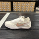 DN4696 102 正品 ONE运动透气休闲跑步鞋 NIKE耐克女夏华夫鞋 WAFFLE