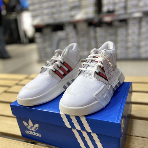 Adidas/阿迪达斯男女情侣运动鞋
