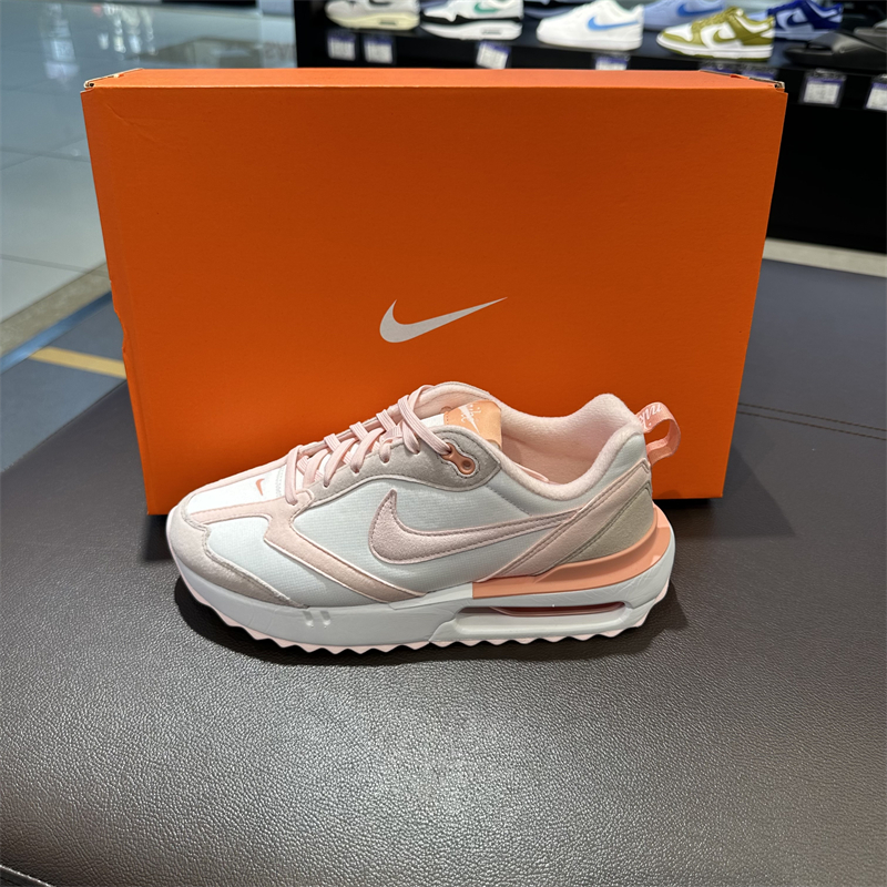 耐克女运动鞋休闲老爹鞋