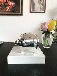 清库存儿童初生礼Wedgwood Vera Wang王薇薇合作款银色小猪存钱罐