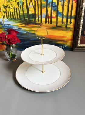 礼盒装 Wedgwood金色几何Gio Gold欧式白色骨瓷双层蛋糕盘甜品盘