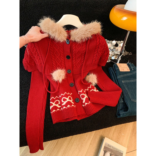 实拍 新年款umoumo乌蘑甜美毛茸连帽斗篷绞花提花开衫毛衣