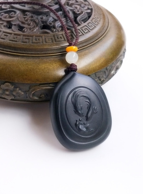 鲤鱼墨玉雕刻挂件吊坠项链