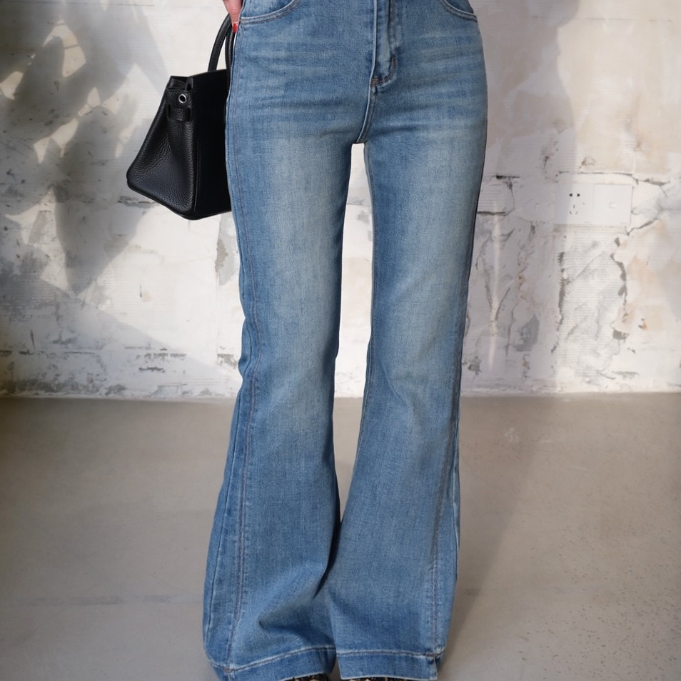 小阿秋牛仔高腰喇叭裤2026新款弹力显瘦裤子女水洗浅蓝色阔腿裤,女装/女士精品,牛仔裤,淘宝优惠券,粉丝福利购,淘宝优惠卷