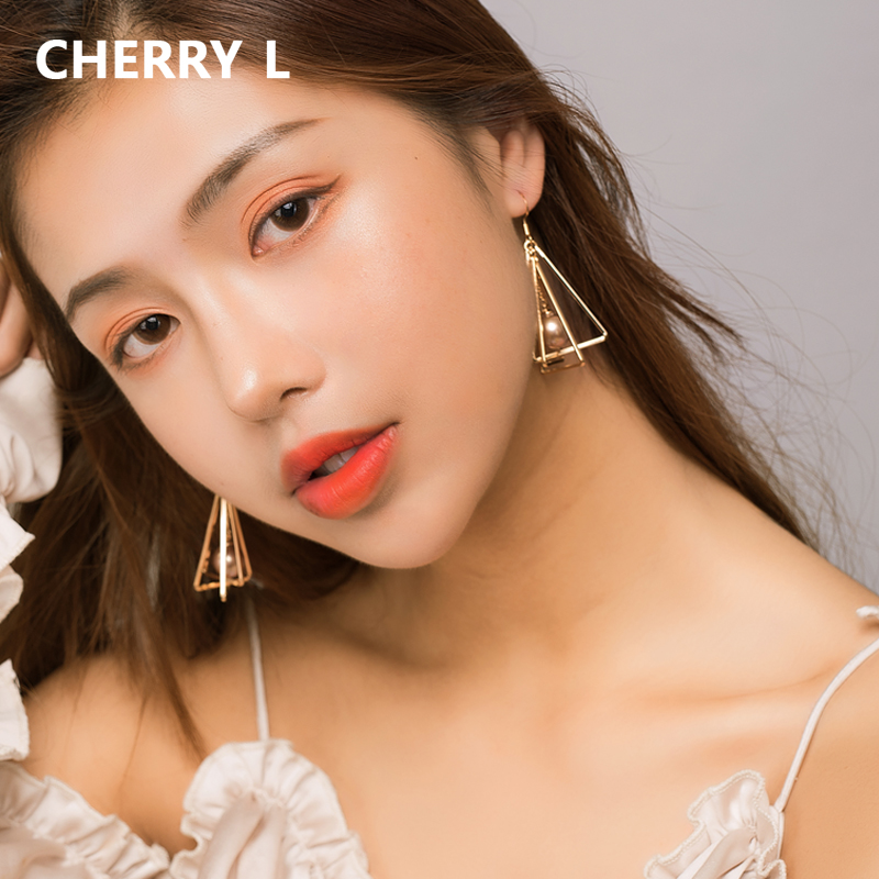 韩国气质几何三角形耳环女高级感个性适合圆脸显脸瘦网红耳饰耳坠