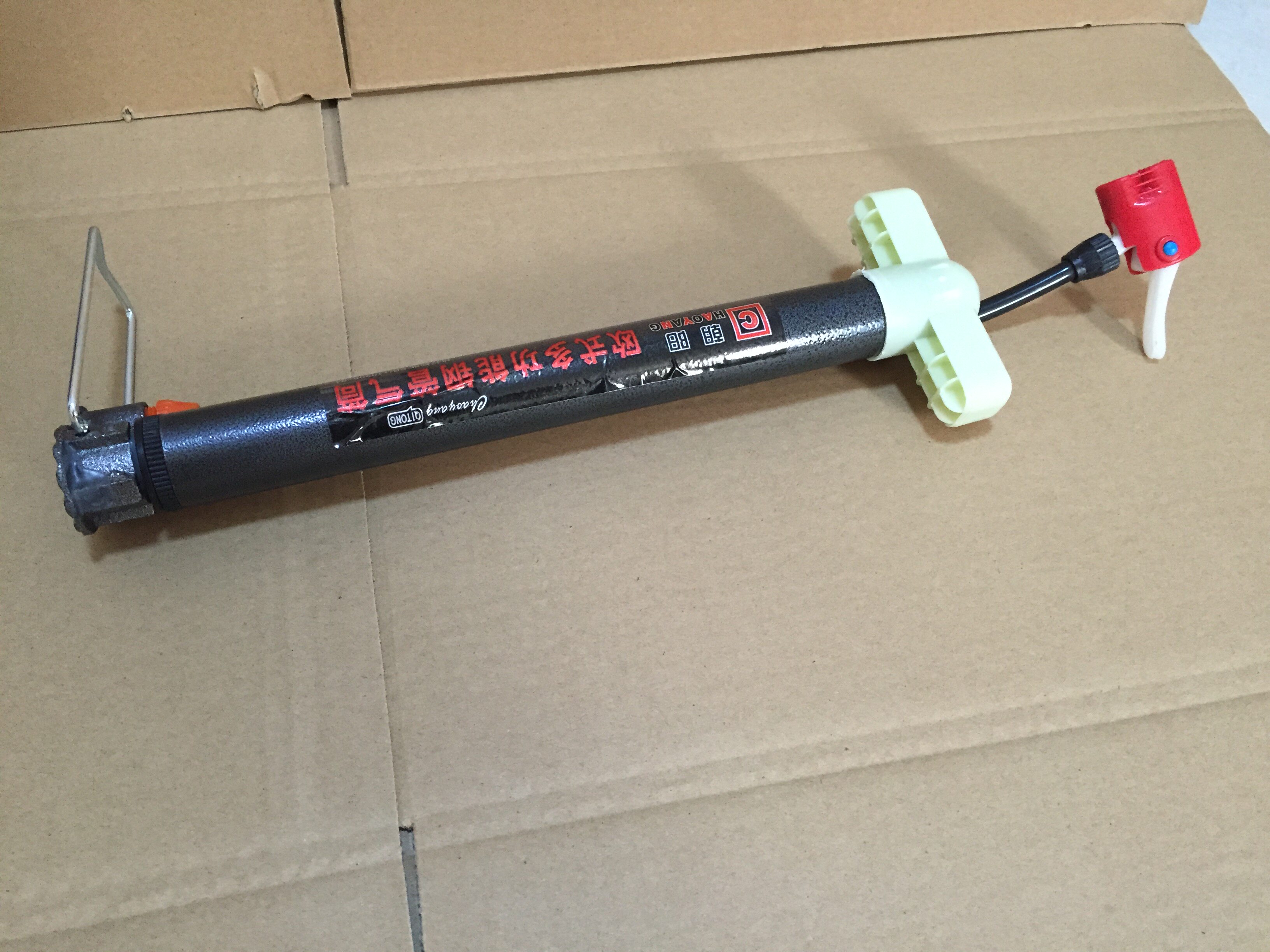 Pompe à vélo - Ref 2389965 Image 1