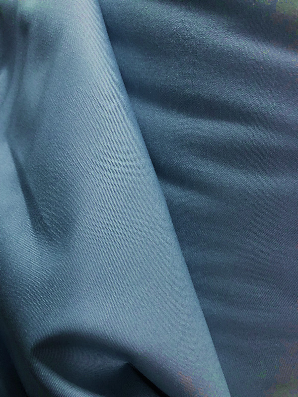 高密斜纹细纱卡纯棉布料 丝光过 可做服装男士长裤短裤等手工布料