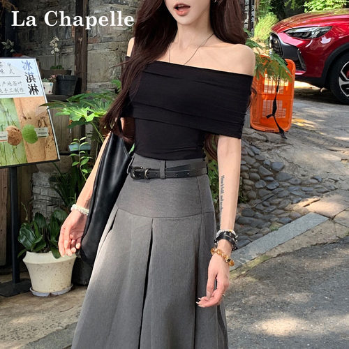 拉夏贝尔黑色一字肩短袖t恤女夏季2026新款修身收腰短款露肩上衣