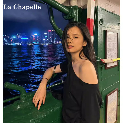 拉夏贝尔张婧仪明星同款斜肩短袖T恤女夏纯欲一字肩辣妹宽松上衣