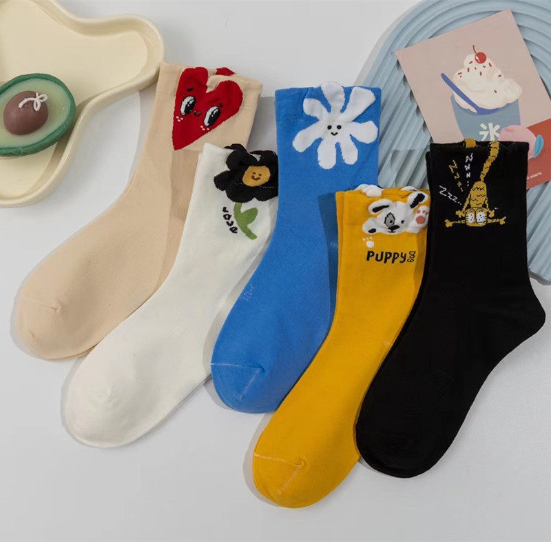 立体女袜双针纯棉秋冬中筒韩国日系ins潮袜可爱运动舒适全棉