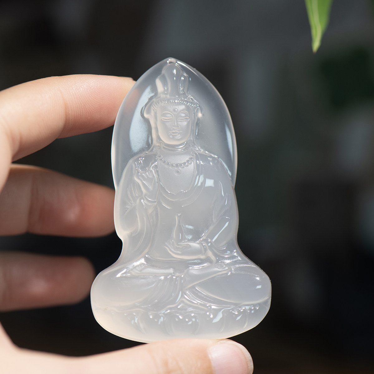 天然高冰玛瑙净瓶观音吊坠复古