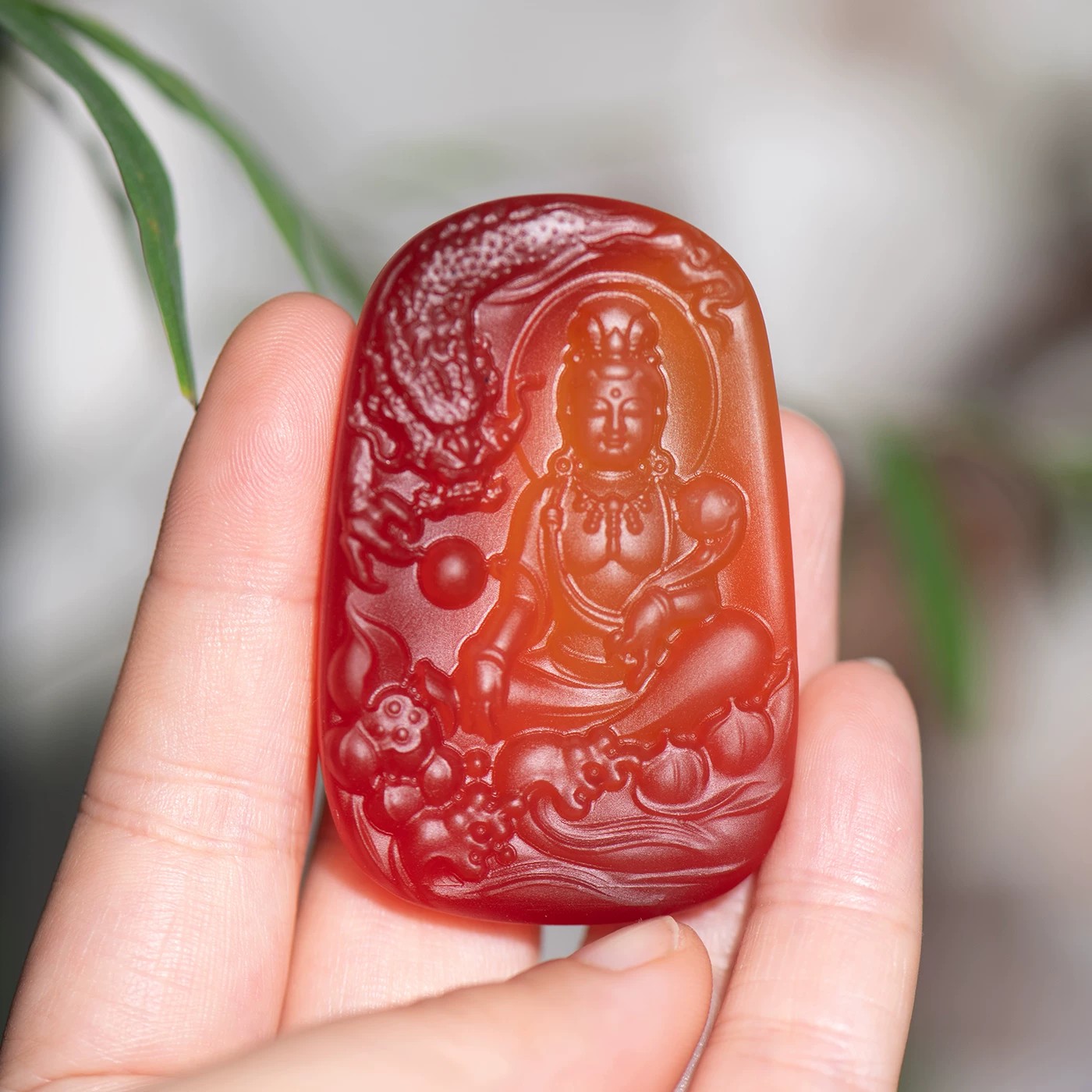 天然玛瑙御龙观音菩萨吊坠