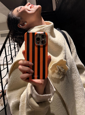 洋气新店REDMEMORY岁月中的从容底气 围裹式羊驼绒设计大衣