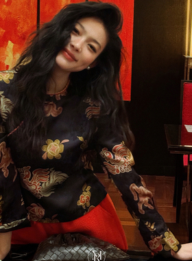 洋气新店REDMEMORY东方TOP魅力 一眼入魂 斜襟提花新中式真丝上衣