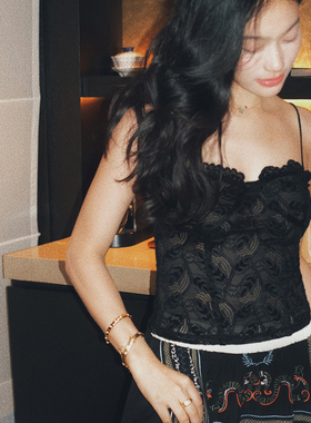 洋气新店REDMEMORY浪漫迷人眼！西西里 意式情书 重工蕾丝吊带