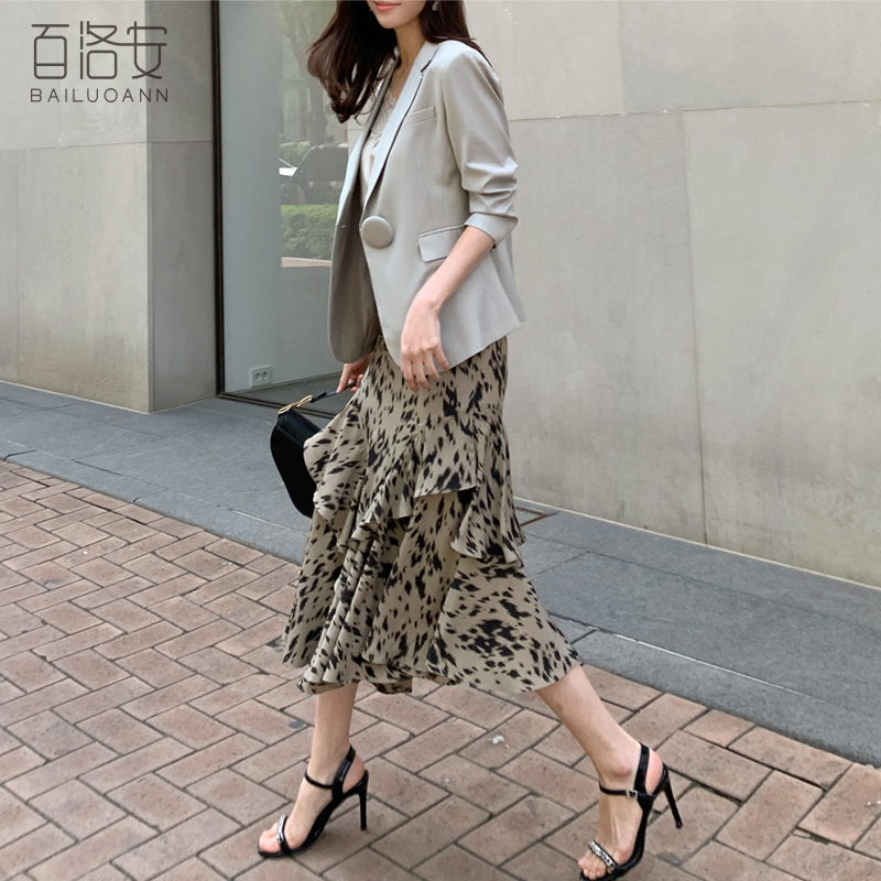 气质通勤一粒扣西装百洛安