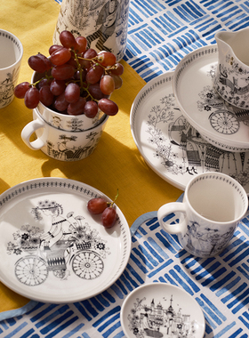 芬兰Arabia艾蜜莉亚Emilia陶瓷餐具盘碗马克杯咖啡杯150周年纪念