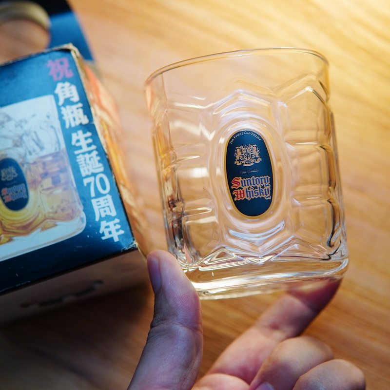 日本SUNTORY 三得利WHISKEY 70周年角杯龟甲型水晶玻璃杯威士忌杯